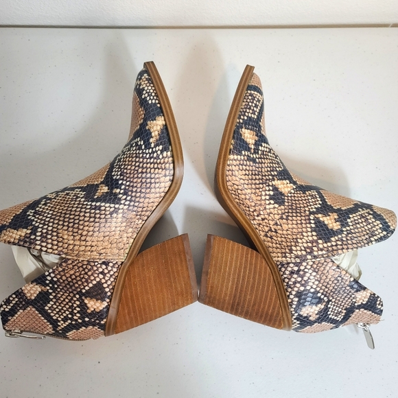 STEVE MADDEN Camryn Snakeskin Booties - Picture 8 of 11